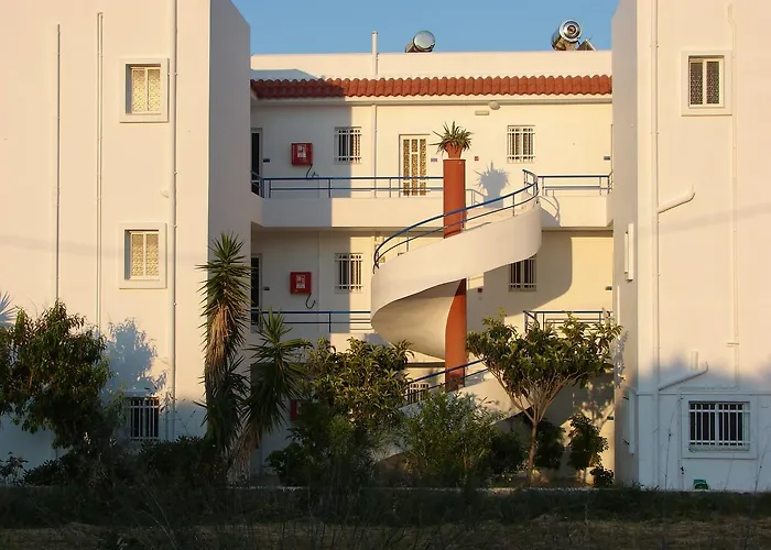 Flame Lily & 法里拉基