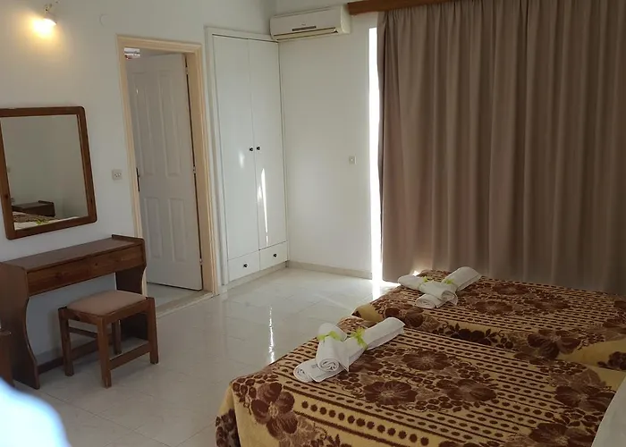 Flame Lily & 法里拉基