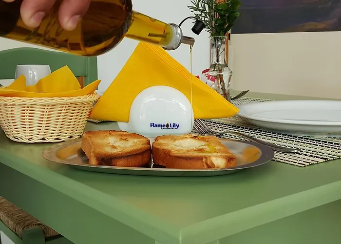 Flame Lily & Hotel 3*