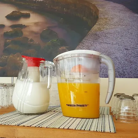 ホテル Flame Lily &